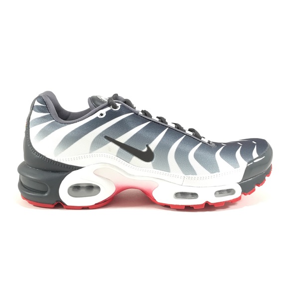Nike Air Max Plus TN Before The Bite Men’s Gray - Picture 2 of 5